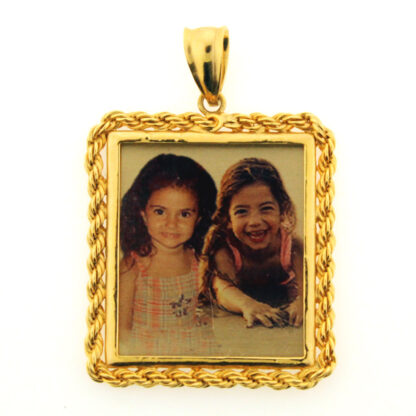 14K Yellow Gold Photo With Rope Frame Charm/Pendant